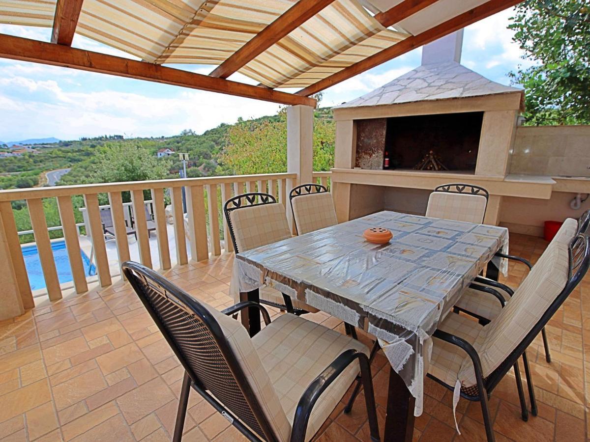 Holiday Home Villa Tonka By Interhome Сутиван Екстериор снимка